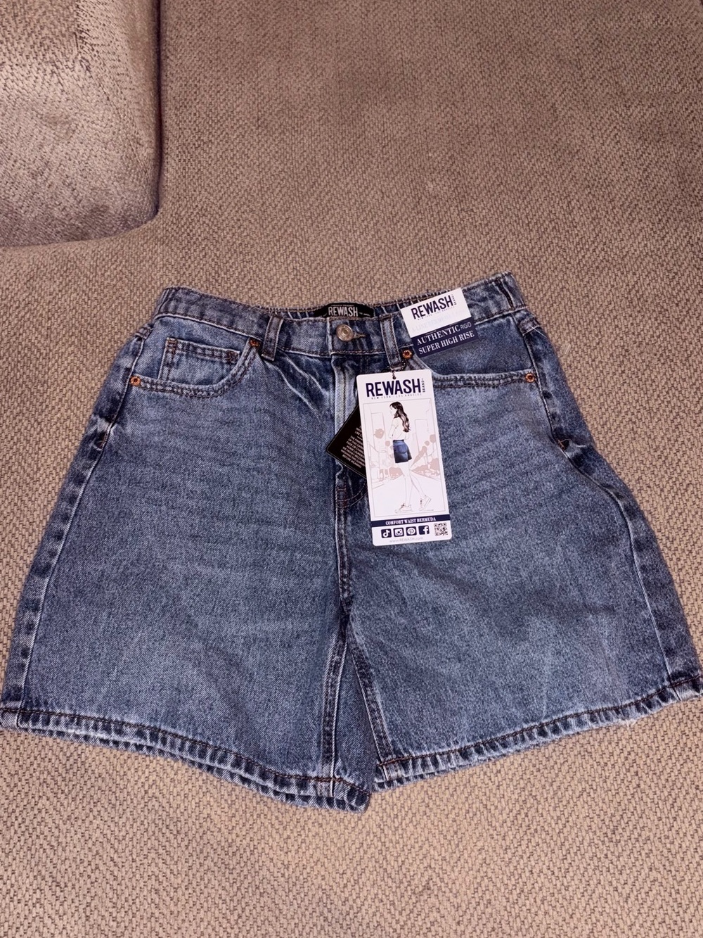 Rewash Vintage-Inspired Blue Denim Shorts